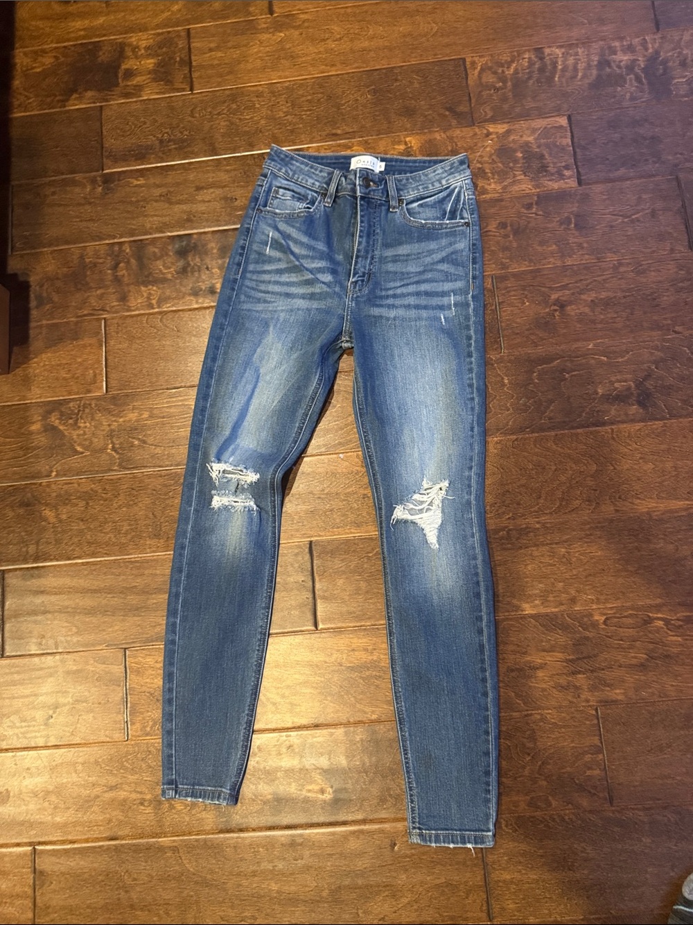 Oasis juniors size 5 Skinny Distressed Mid-Blue Jeans